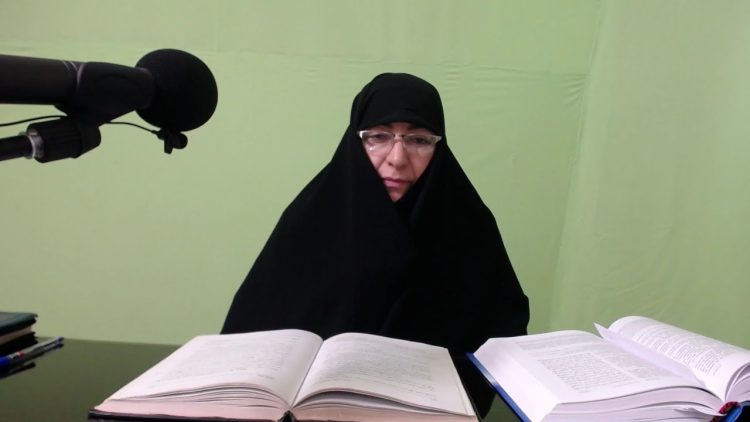 en vivo las interpretaciones de las aleyas del sagrado Coran 23