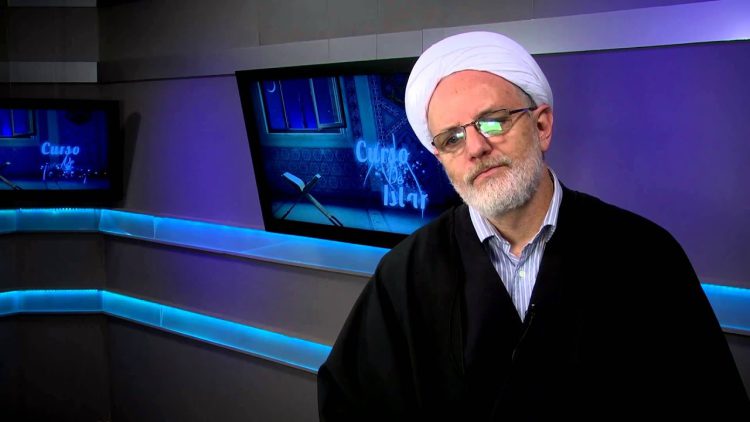 ¿Qué atributos hacen a Dios uno y único?